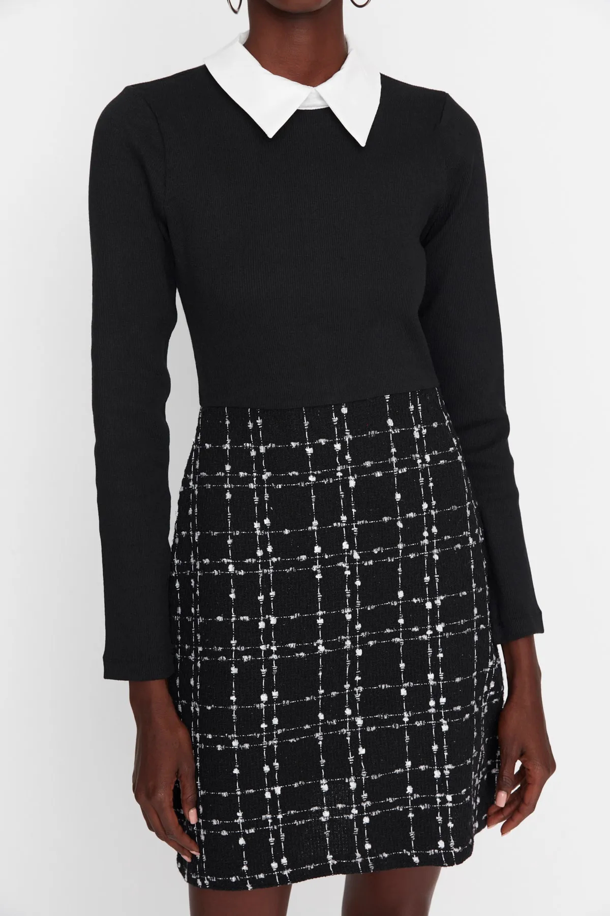 Trendyol Collection  Schwarzes Tweed-Webkleid TWOAW21EL0454
