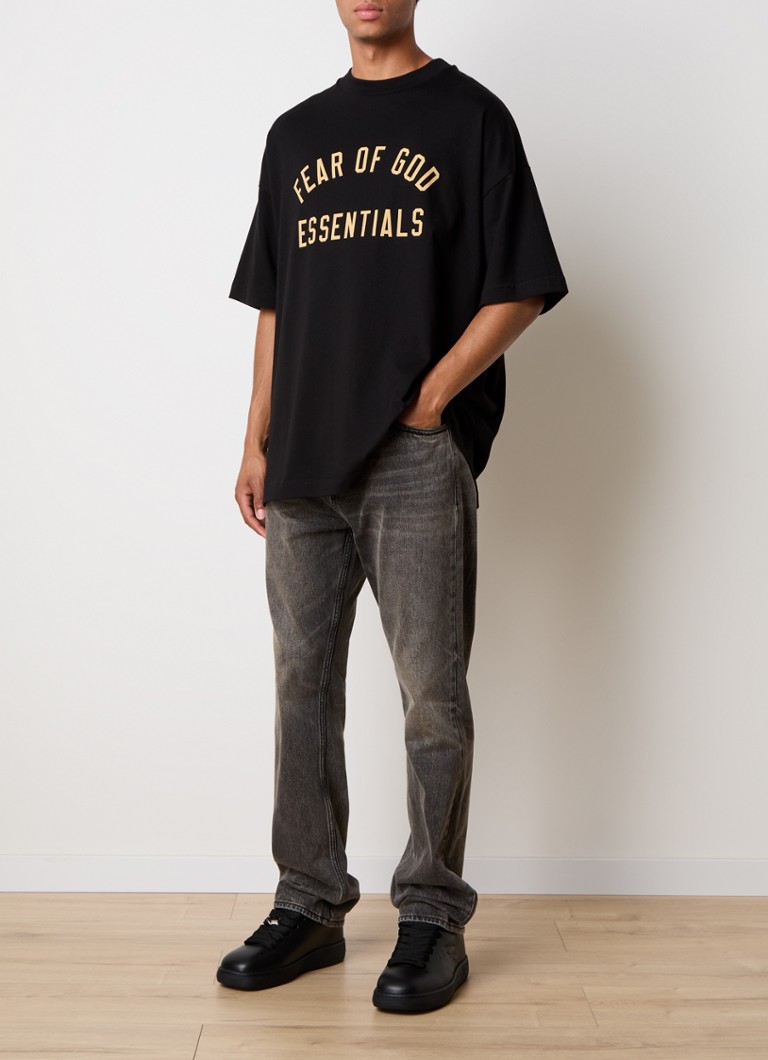 Nadrozmerné tričko Fear of God Essentials s potlačou loga