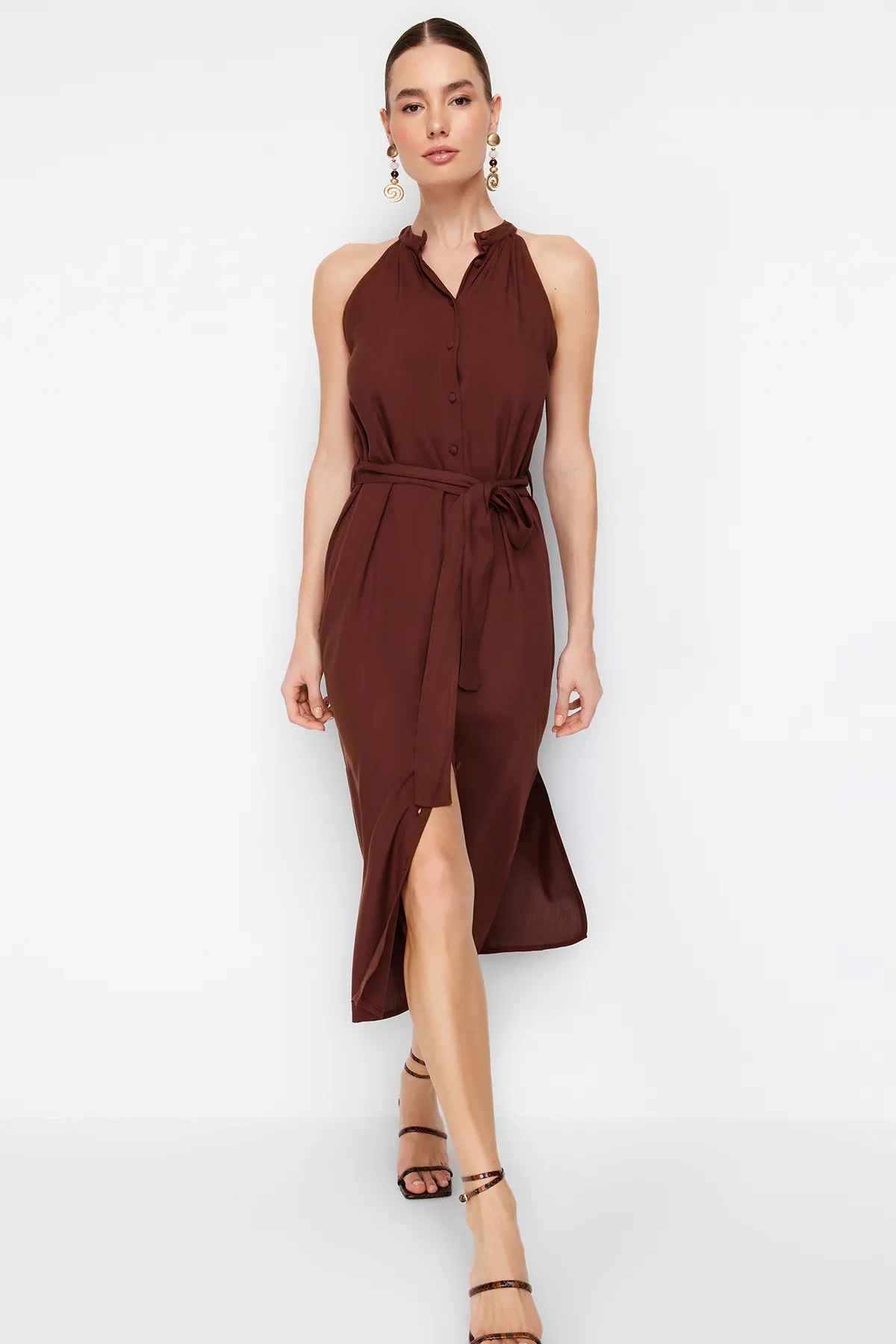 Trendyol Collection  Braunes gewebtes Midikleid TWOSS19XM0112