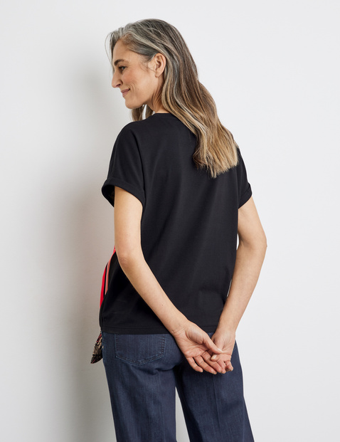 Kurzarmshirt mit Knotendetail und Frontprint