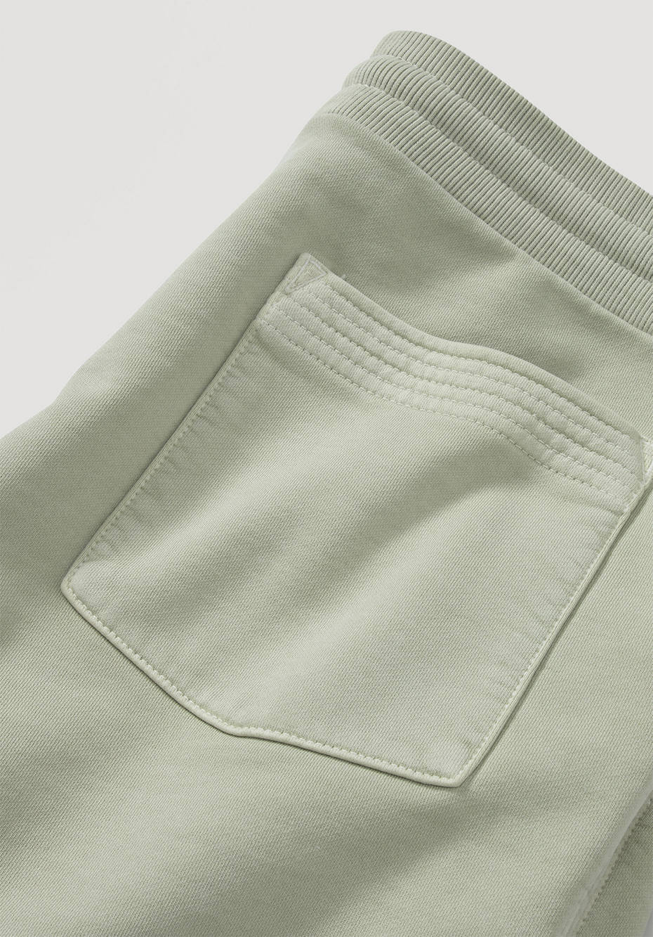 Sweatshorts mineralgefärbt aus reiner Bio-Baumwolle