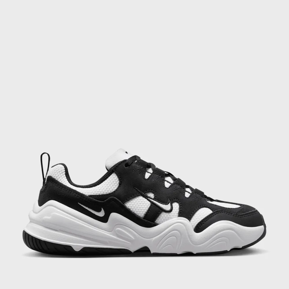 Nike Tech Hera DR9761-101 / weiss