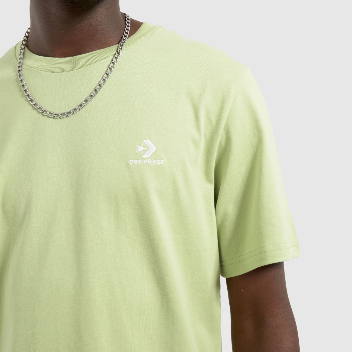 Converse – Go to – Ljusgrön t-shirt med broderad stjärna