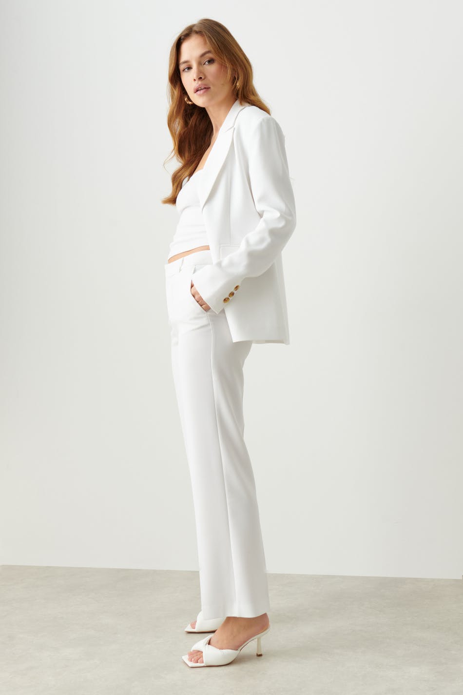 Straight regular trousers