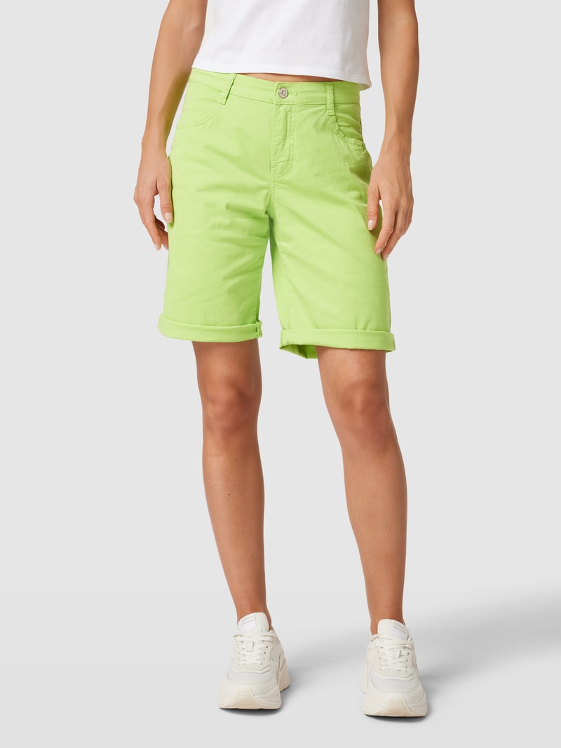 Bermudas mit seitlichen Eingrifftaschen in hellgrün