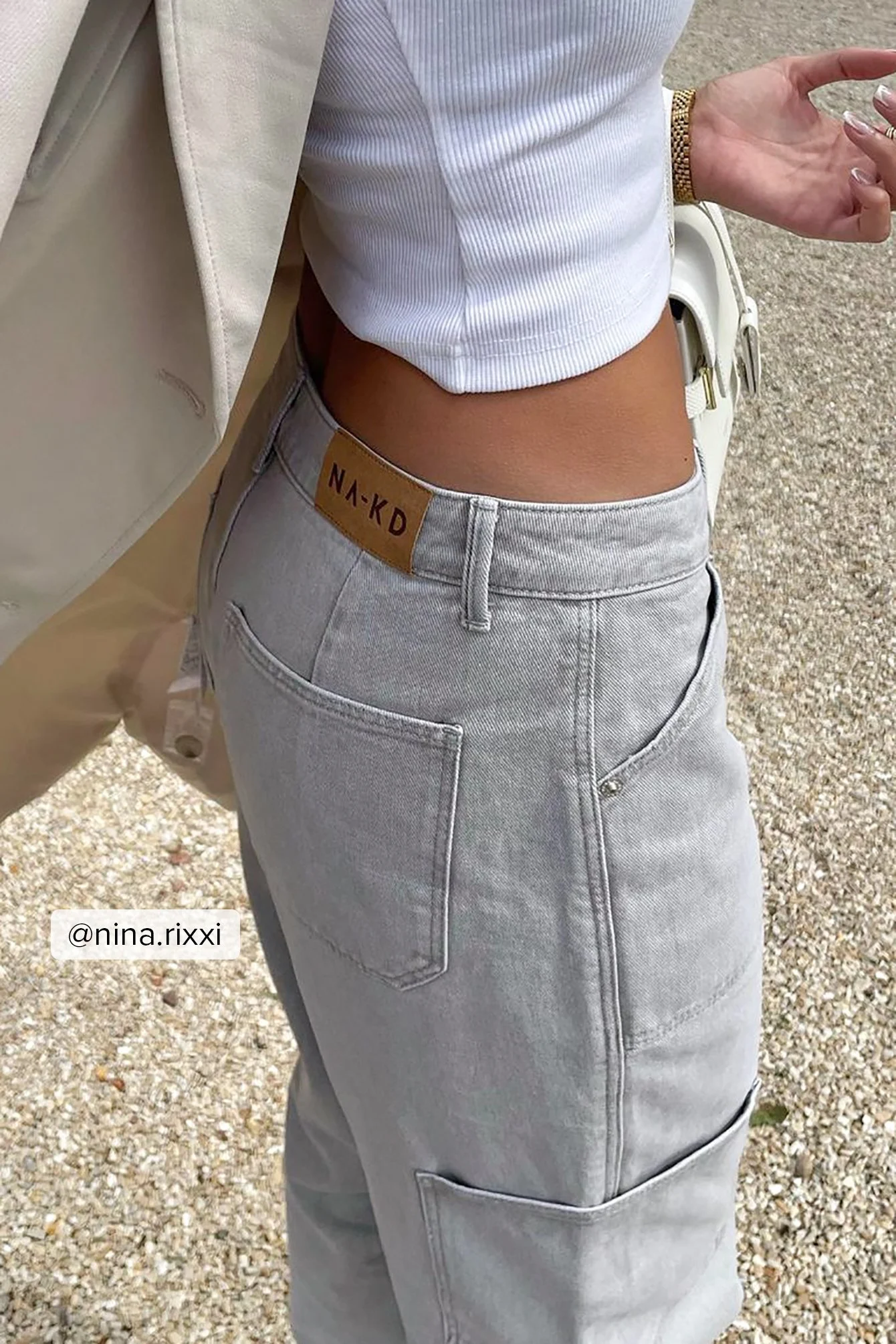 Cargo-Jeans mit weitem Bein und niedriger Taille