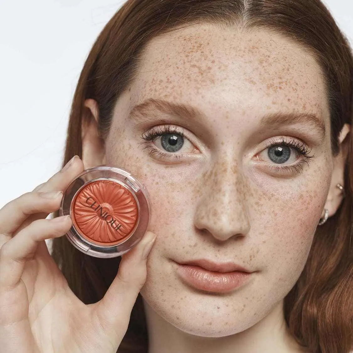 Clinique Cheek Pop rumenilo, crni medeni pop