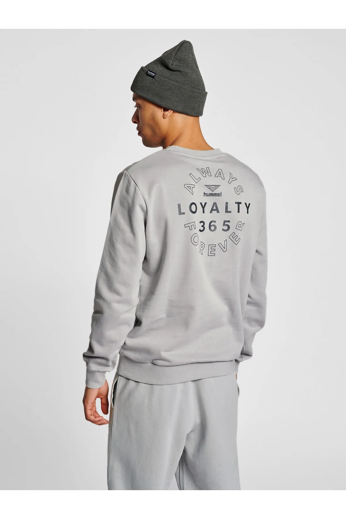hummel  Sweatshirt - Grau - Regular Fit