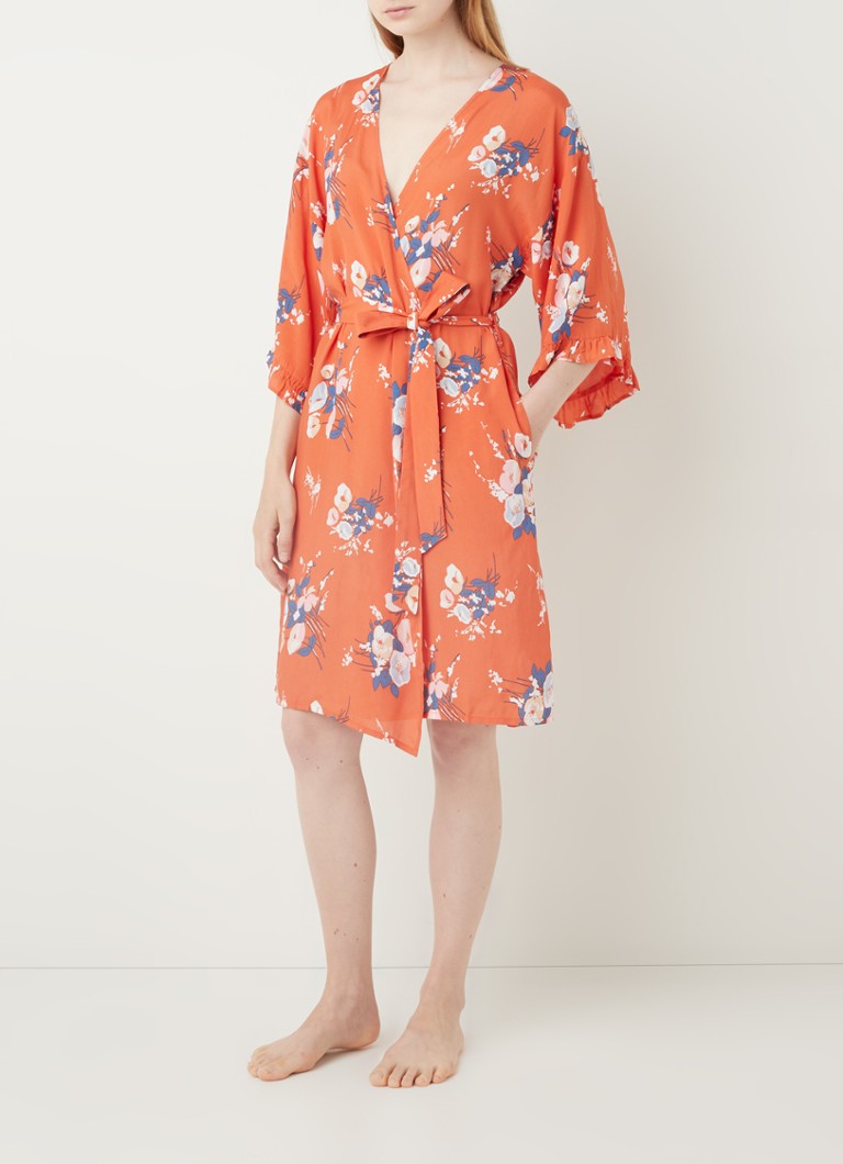 Kimono ar ziedu apdruku
