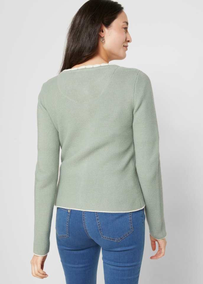 Hübsche Trachten-Strickjacke mit Stickerei