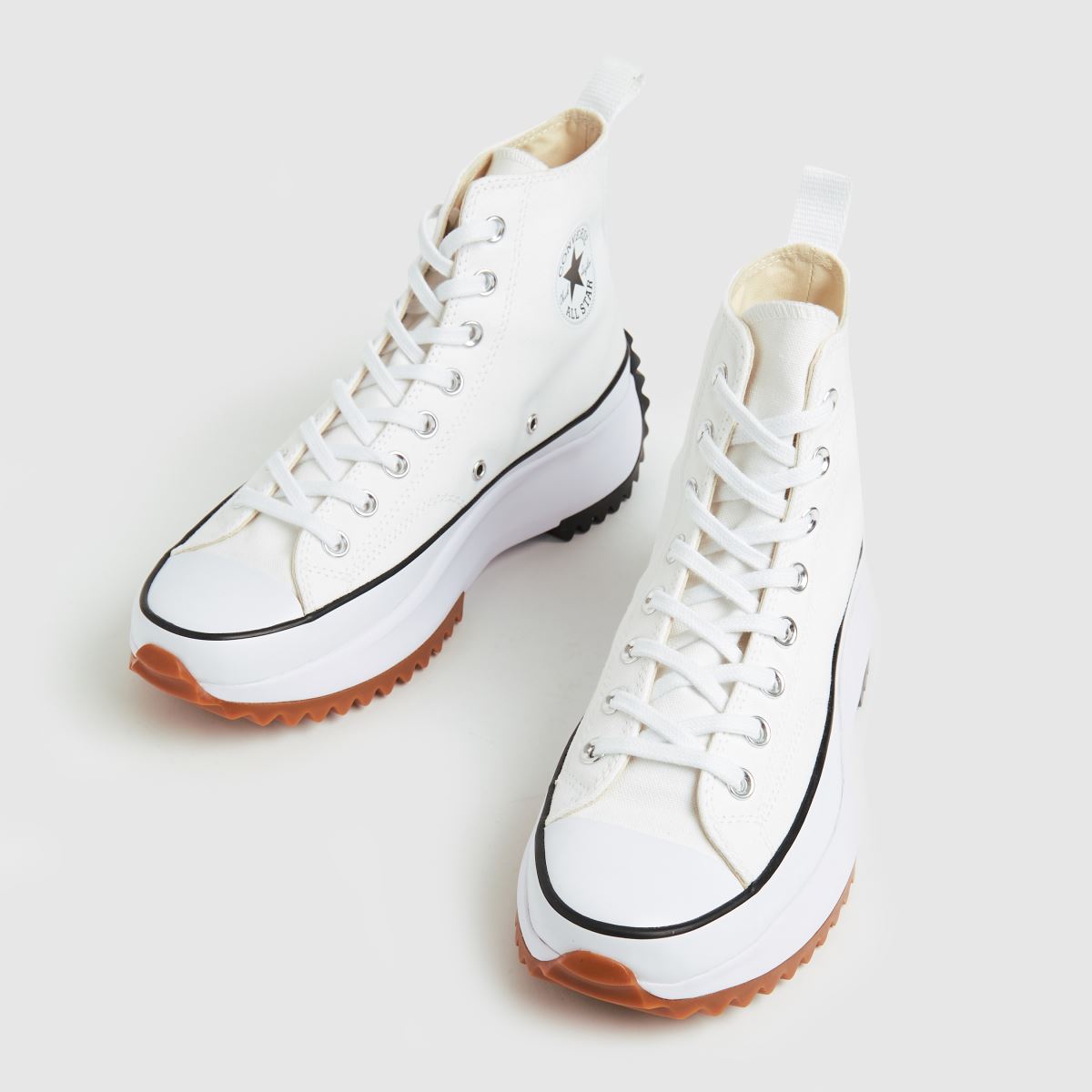 Converse Run Star Hike Hi cipők fehér és fekete színben