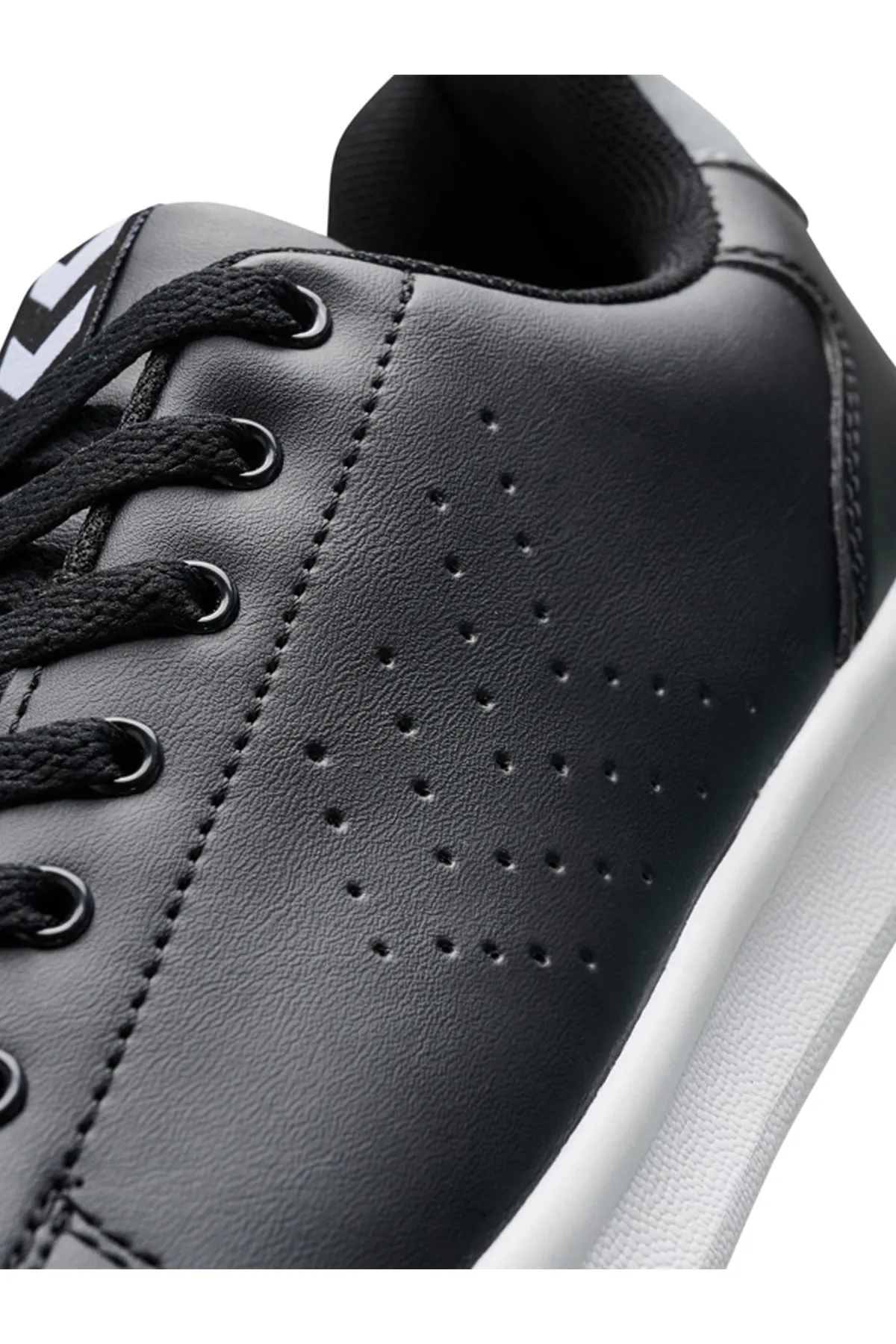 hummel  Sneaker - Schwarz - Flacher Absatz