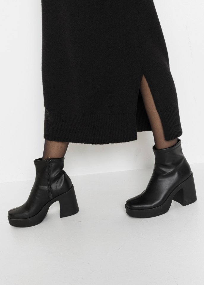 Oversized Strickkleid