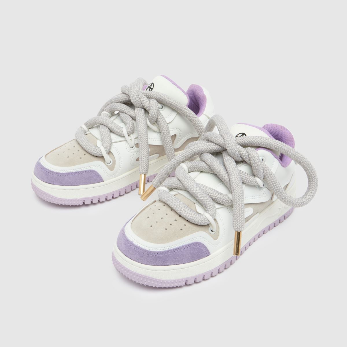 ACUPUNCTURE – Vita och lila sneakers med fat lace-motiv