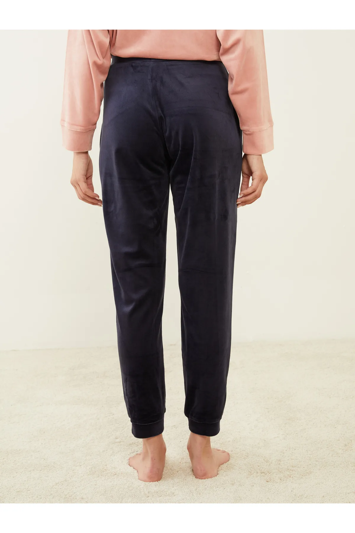 LC Waikiki  Einfarbige Pyjamahose für Damen mit elastischem Bund