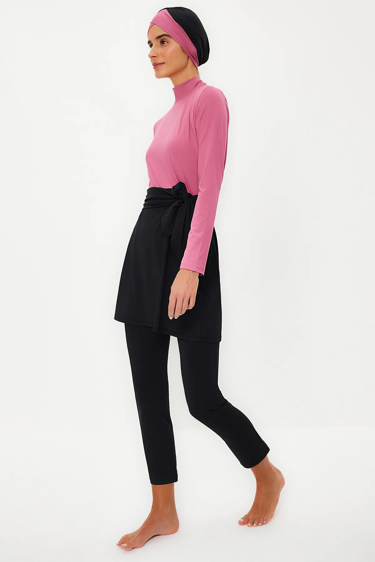Trendyol Modest  Dusty Rose Farbblock-Langarm-Strick-4-teiliges, vollständig bedecktes Badeanzug-Set TCTSS22CF0028