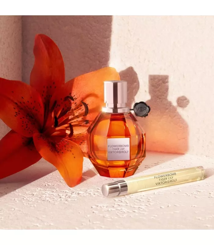 FLOWERBOMB TIGER LILY Eau de Parfum Florale Ambrée Pour Elle