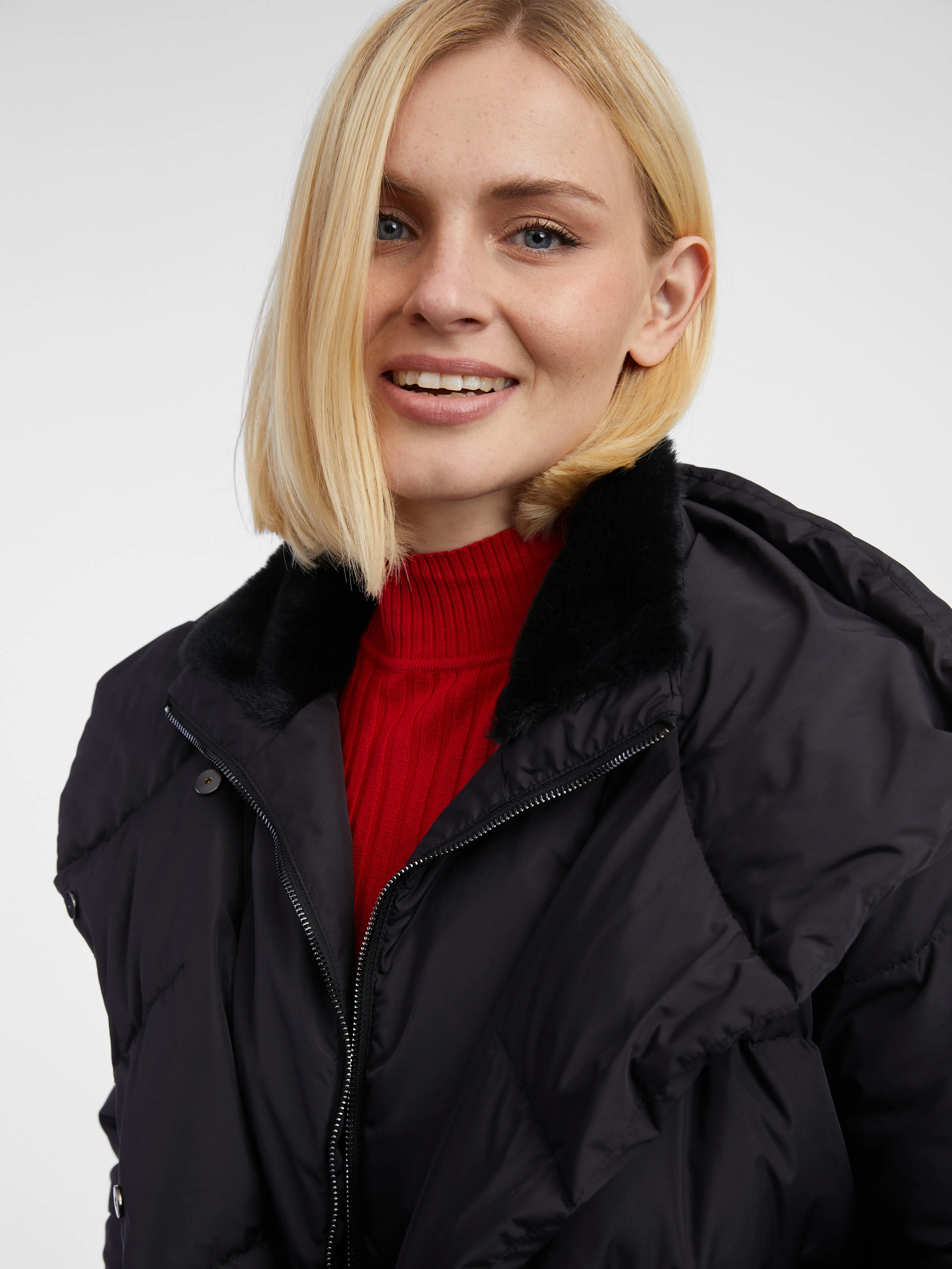 Schwarze Damen-Winter-Steppjacke ORSAY