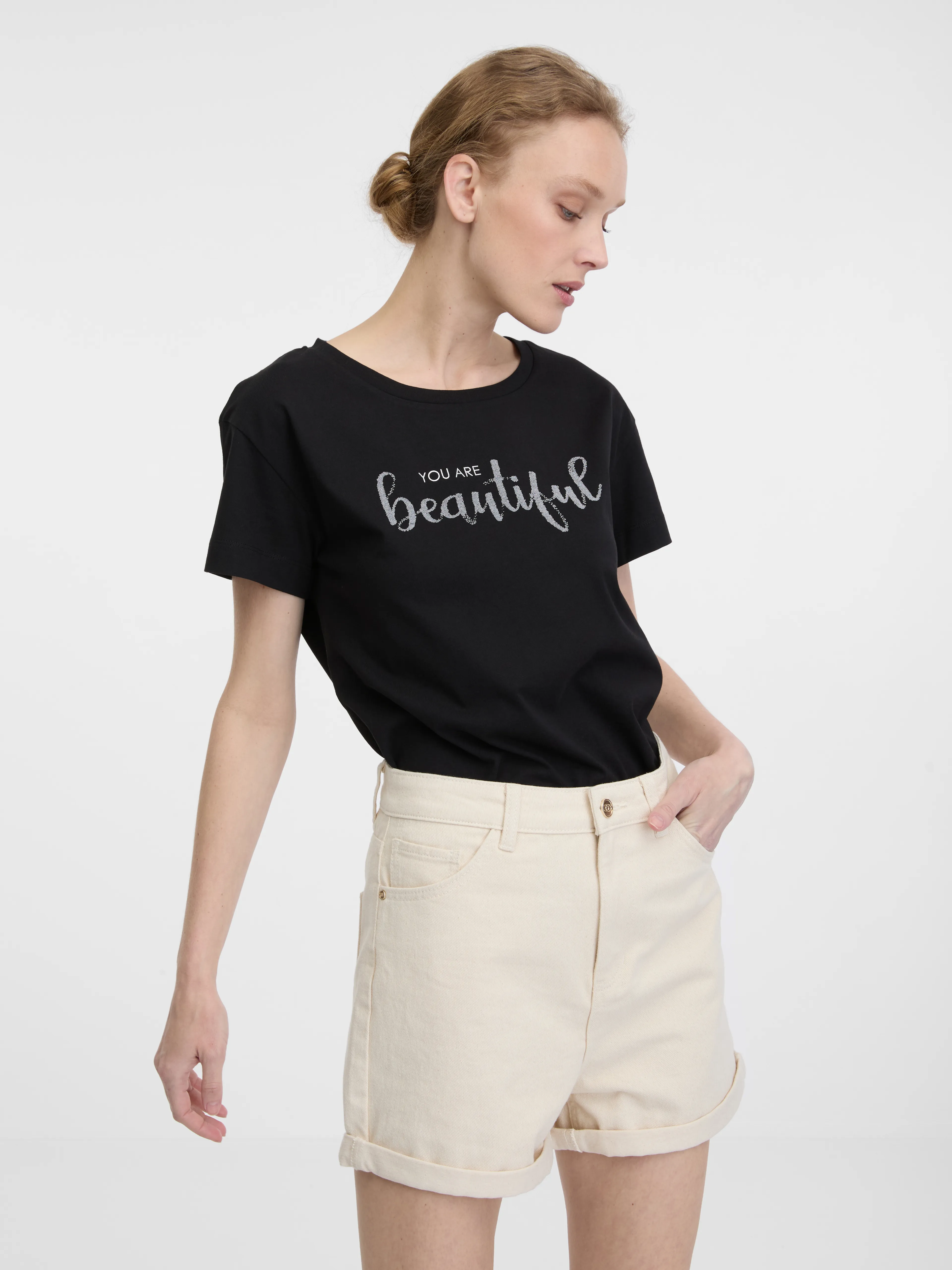 Schwarzes Damen-T-Shirt mit kurzen Ärmeln ORSAY