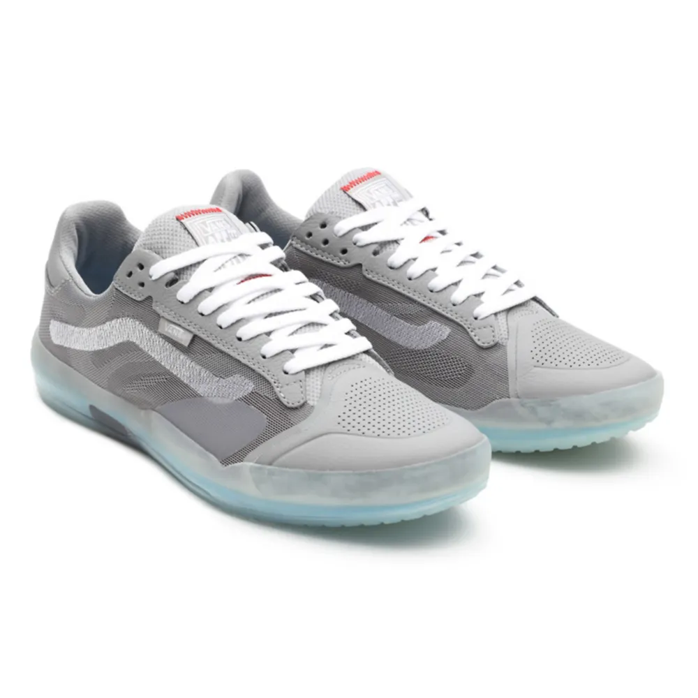 Vans EVDNT UltimateWaffle VN0A5DY7LUY1 / grau