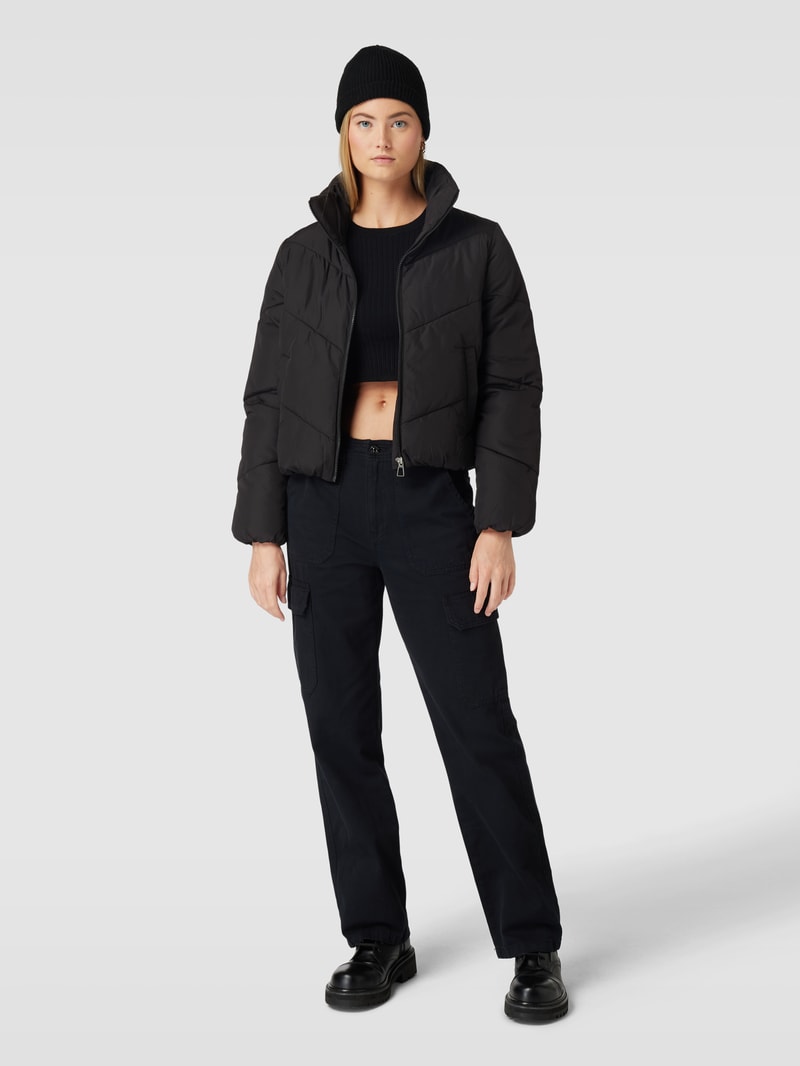 Steppjacke mit Stehkragen Modell 'MAGGI' in schwarz