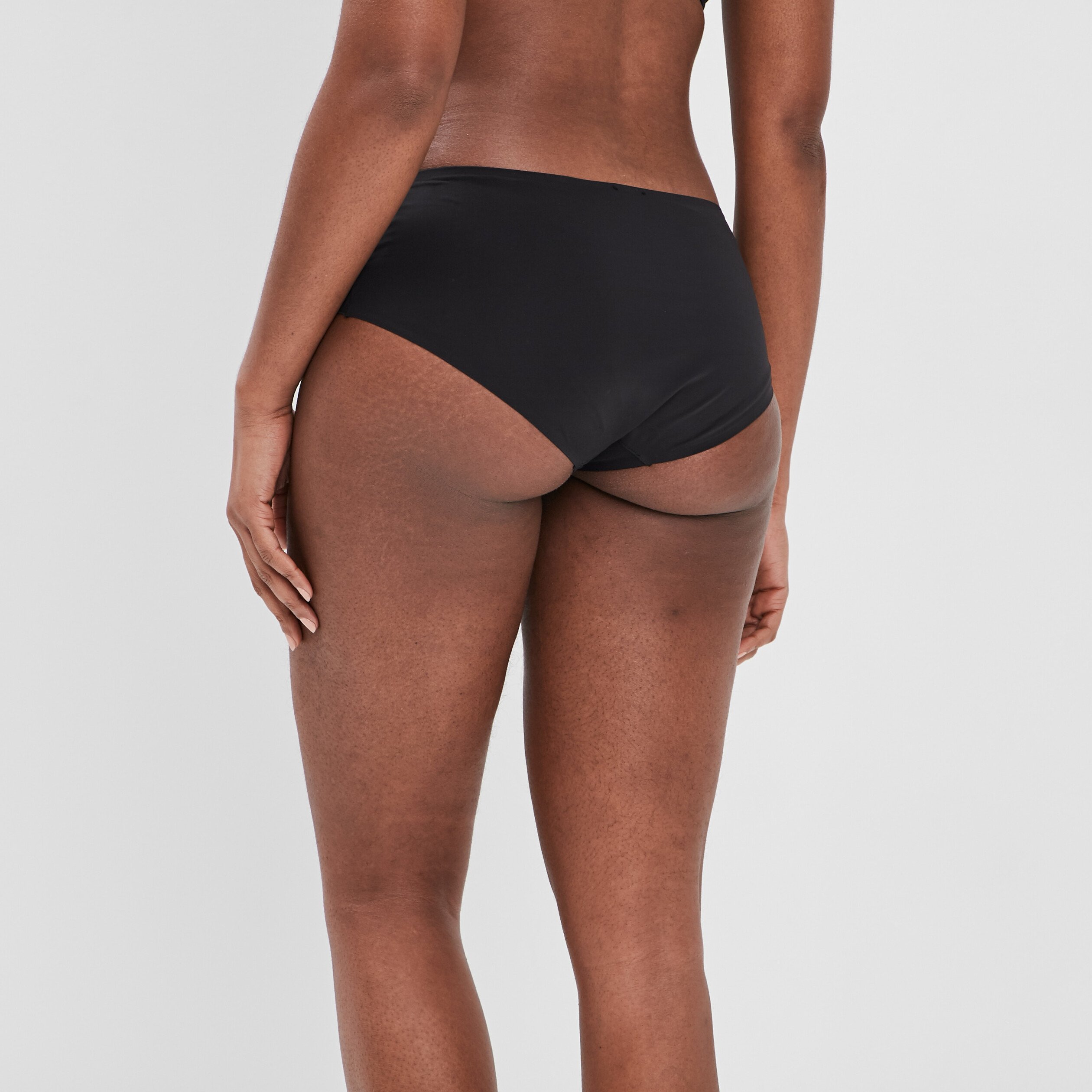 Shorty microfibre noir femme | La Halle