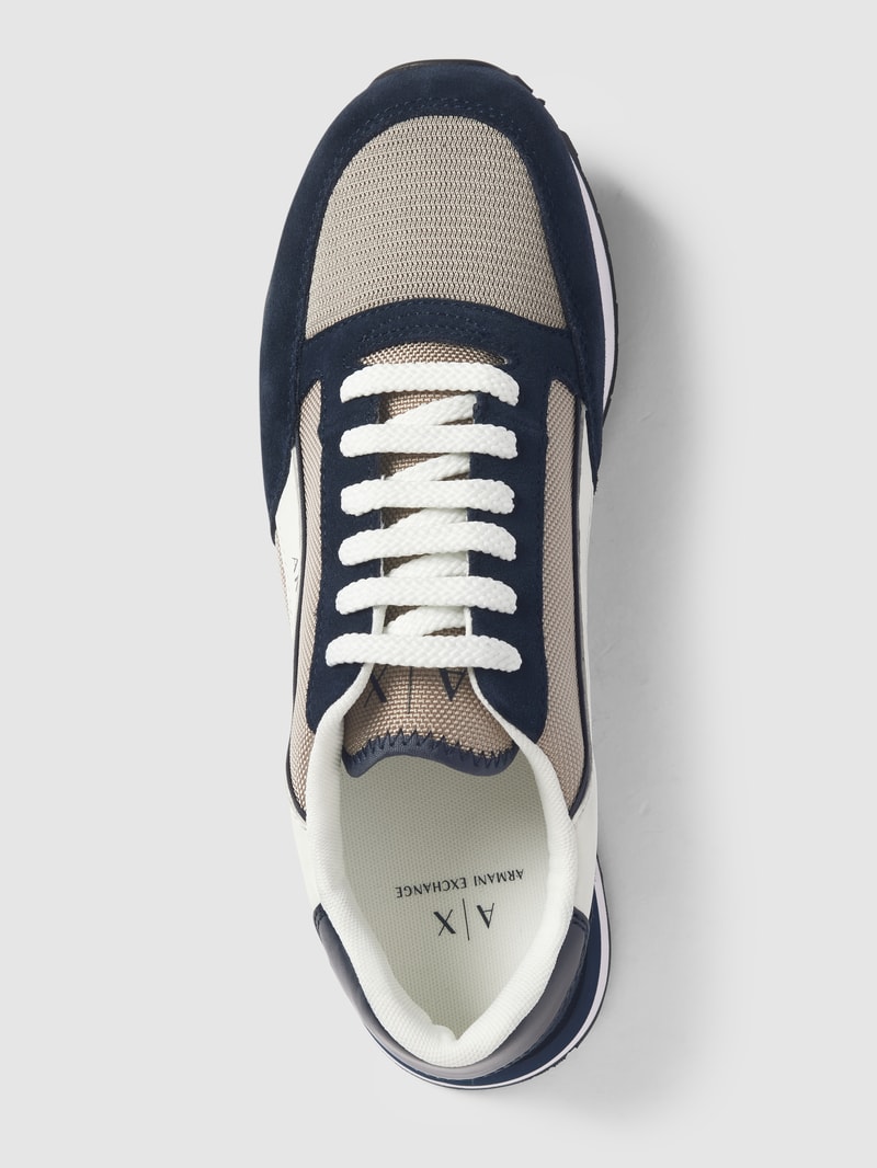 Sneaker mit Label-Print in dunkelblau
