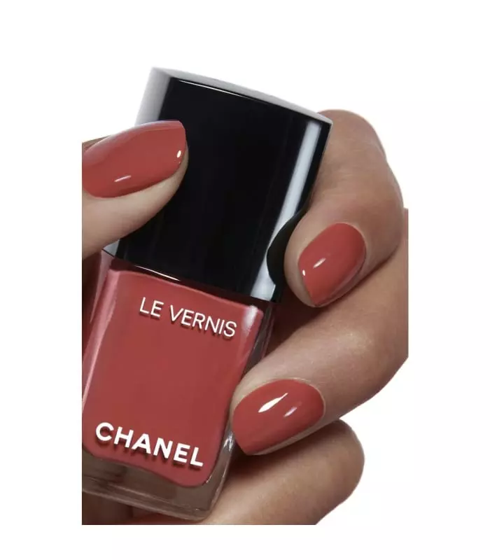 LE VERNIS Couleur Et Brillance Longue Tenue
