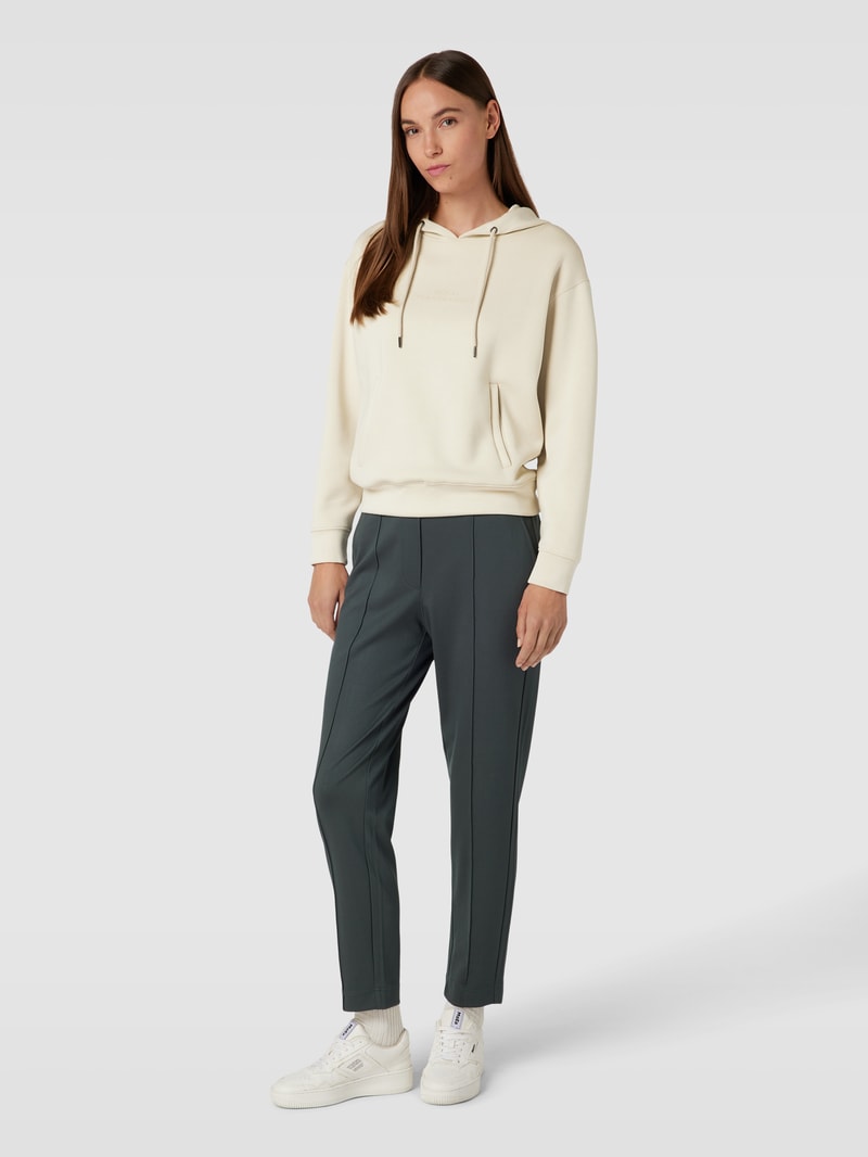 Hoodie mit Label-Print und Känguru-Tasche in sand