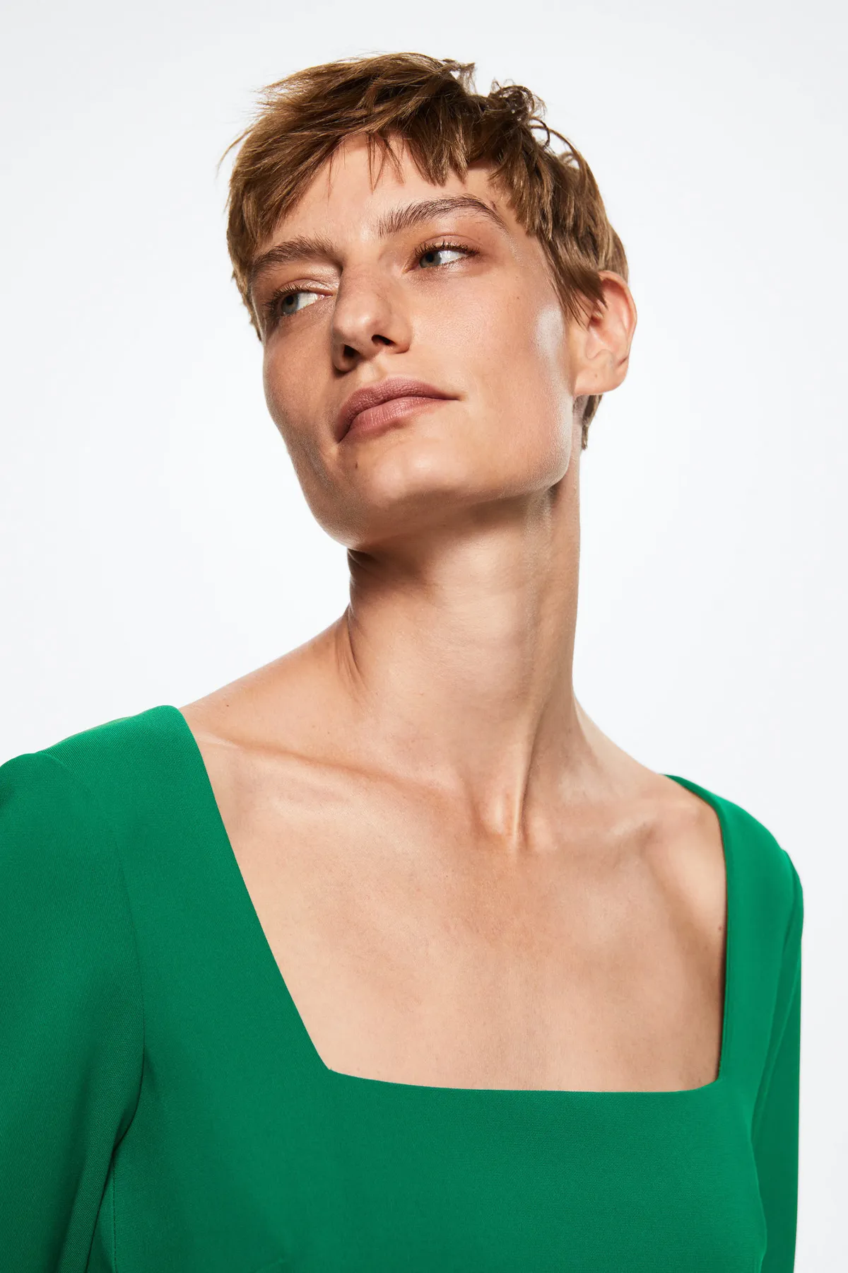 MANGO  Grünes Damenkleid 37013843