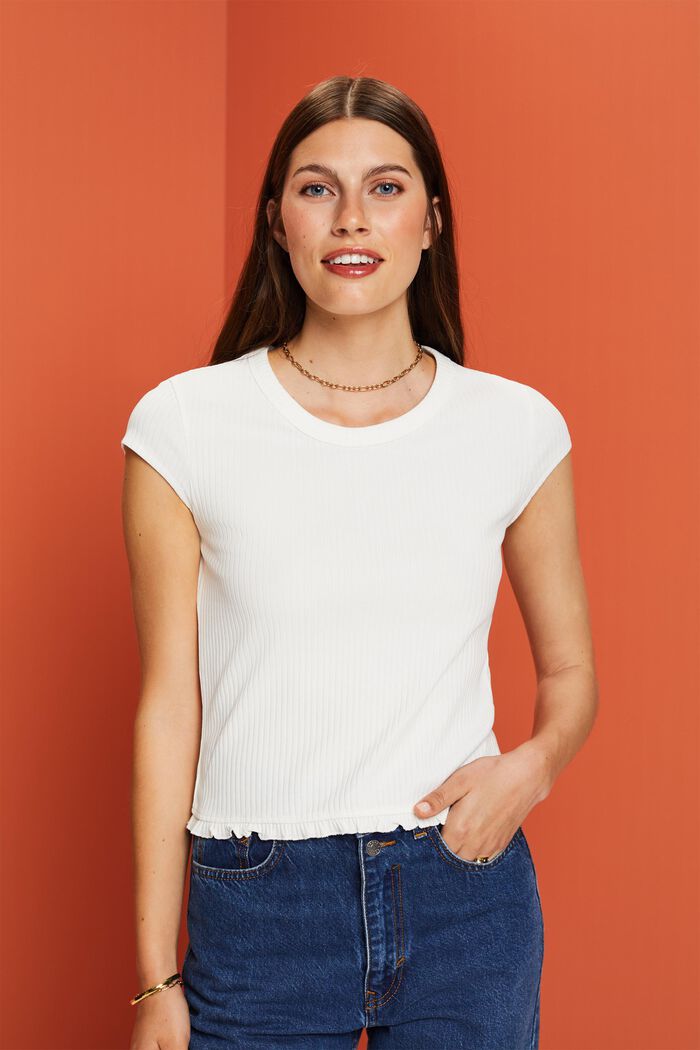 Geripptes T-Shirt mit Rüschensaum