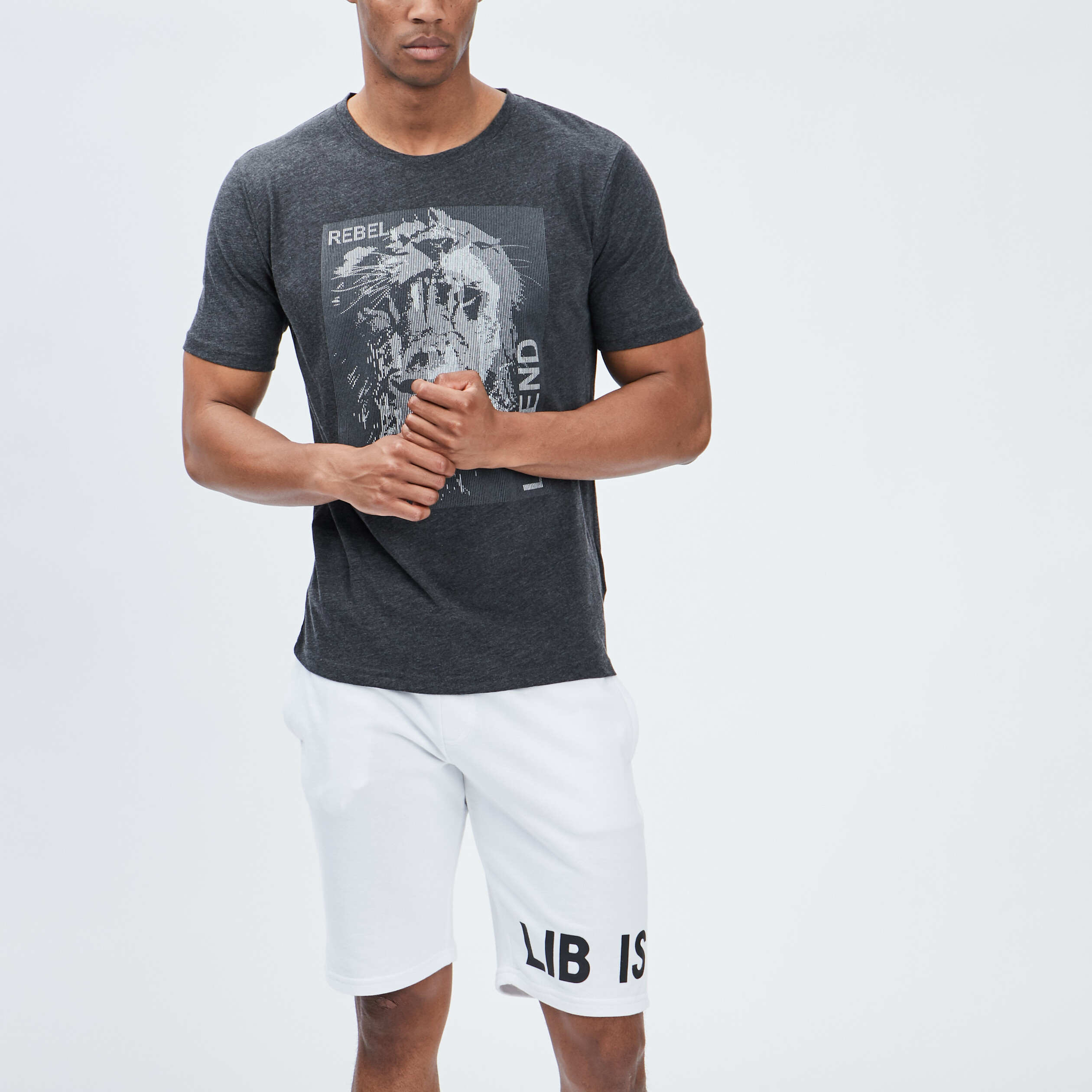 T-shirt manches courtes gris foncé homme | La Halle