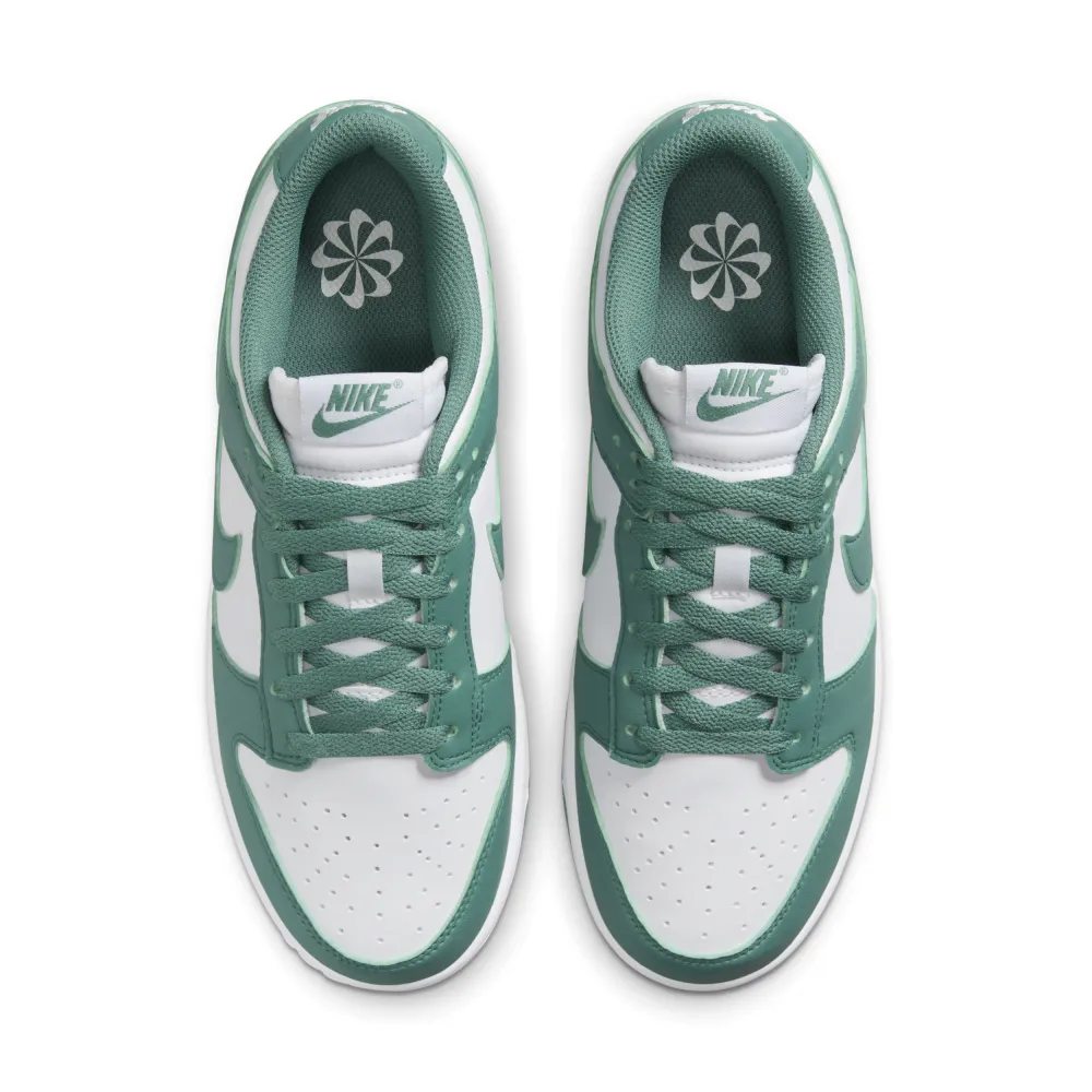 Nike Dunk Low DD1873-107 / weiss