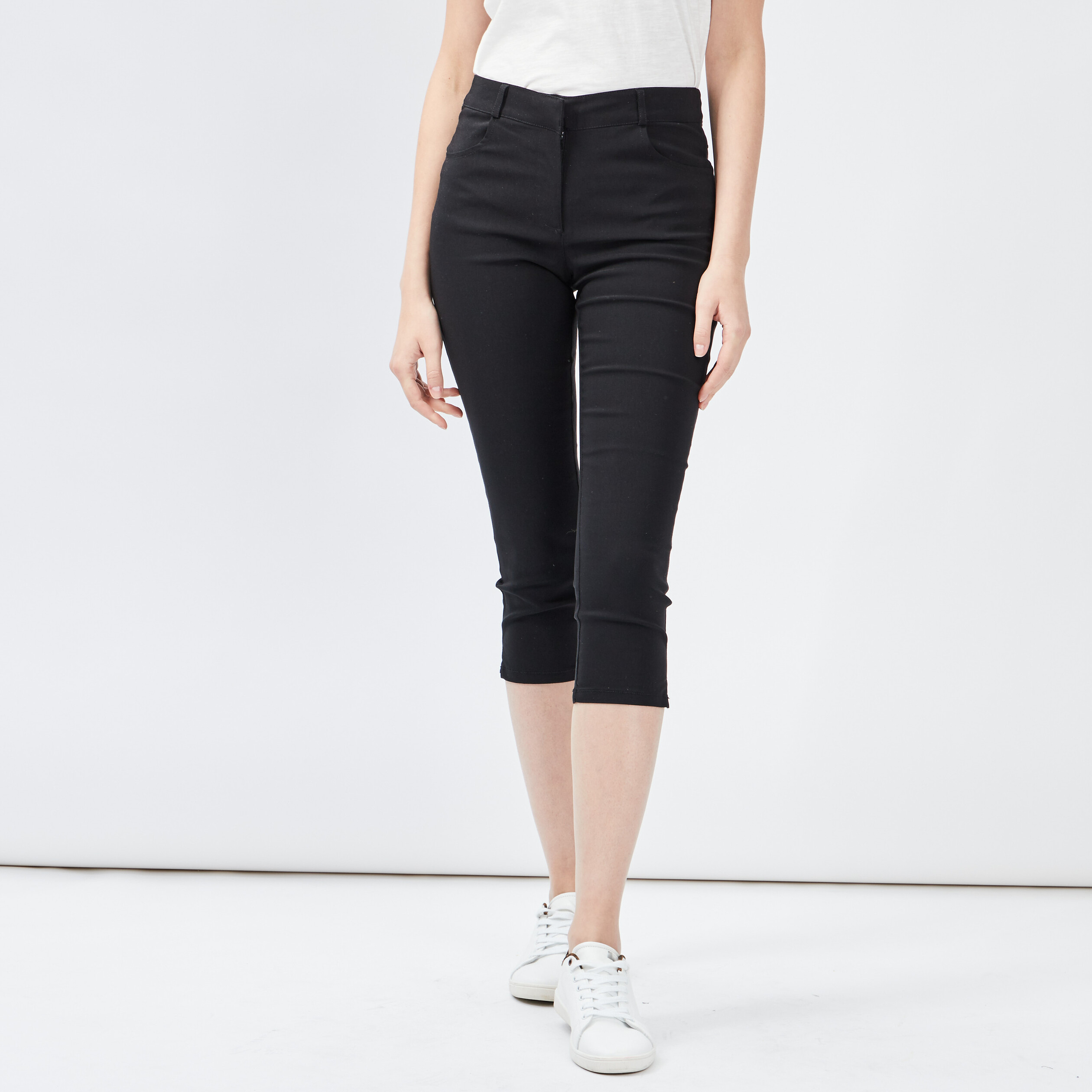 Pantacourt slim noir femme | La Halle