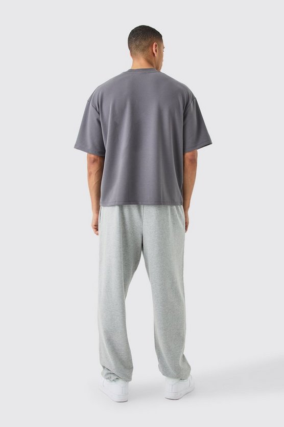 Kastiges Oversize Premium T-Shirt mit Stickerei