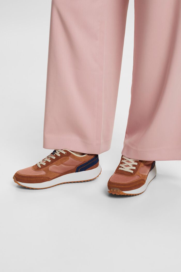 Sneakers aus Wildleder