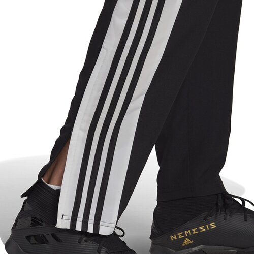 HERREN SPORTHOSE SQUADRA 21