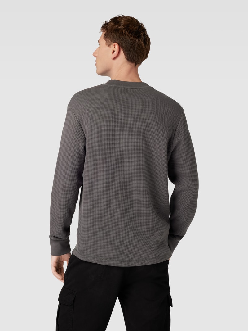 Longsleeve in Waffelstruktur Modell 'ARCHIVAL' in anthrazit