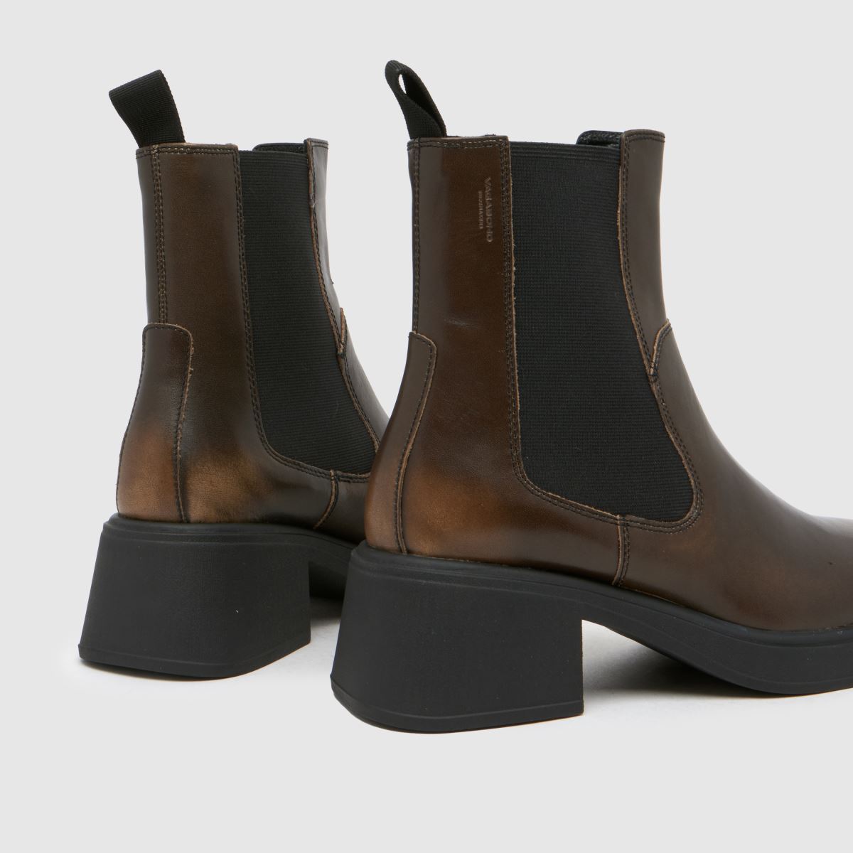 Vagabond Shoemakers – Dorah chelsea-stövlar med fyrkantig tå i brunt