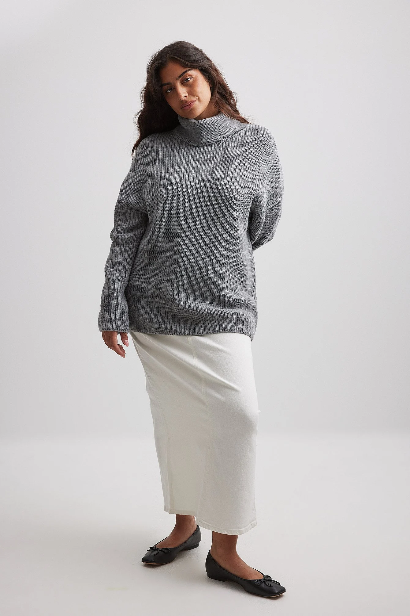 Langer Rollkragen-Strickpullover
