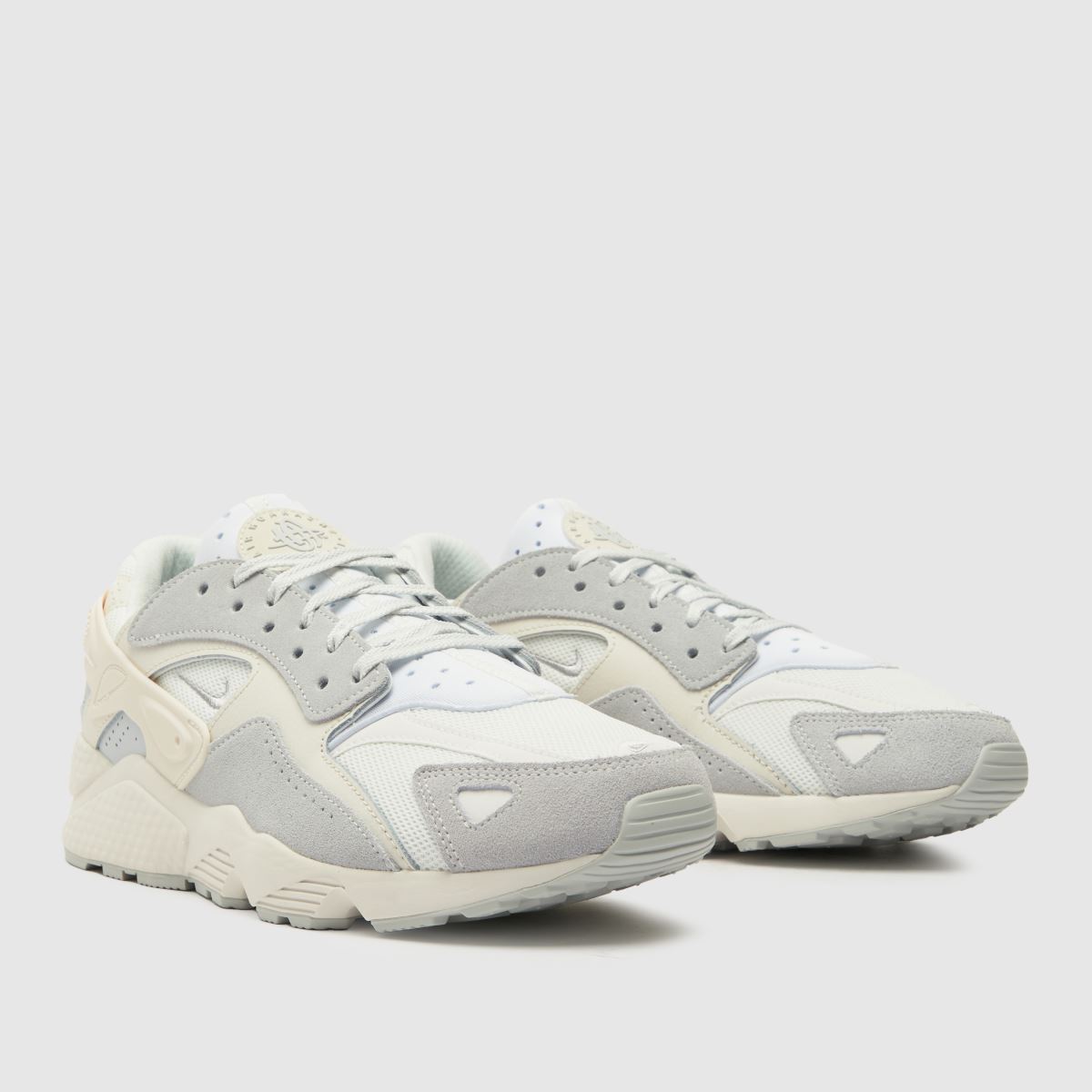 Superge Nike Huarache Runner v beli večbarvni barvi