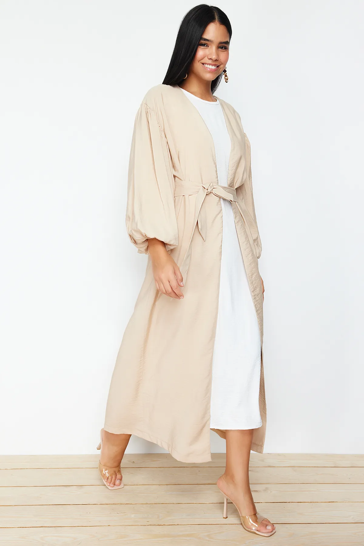 Trendyol Modest  Lange gewebte Mütze mit Steingürtel & Ferace & Abaya TCTSS24KF00001