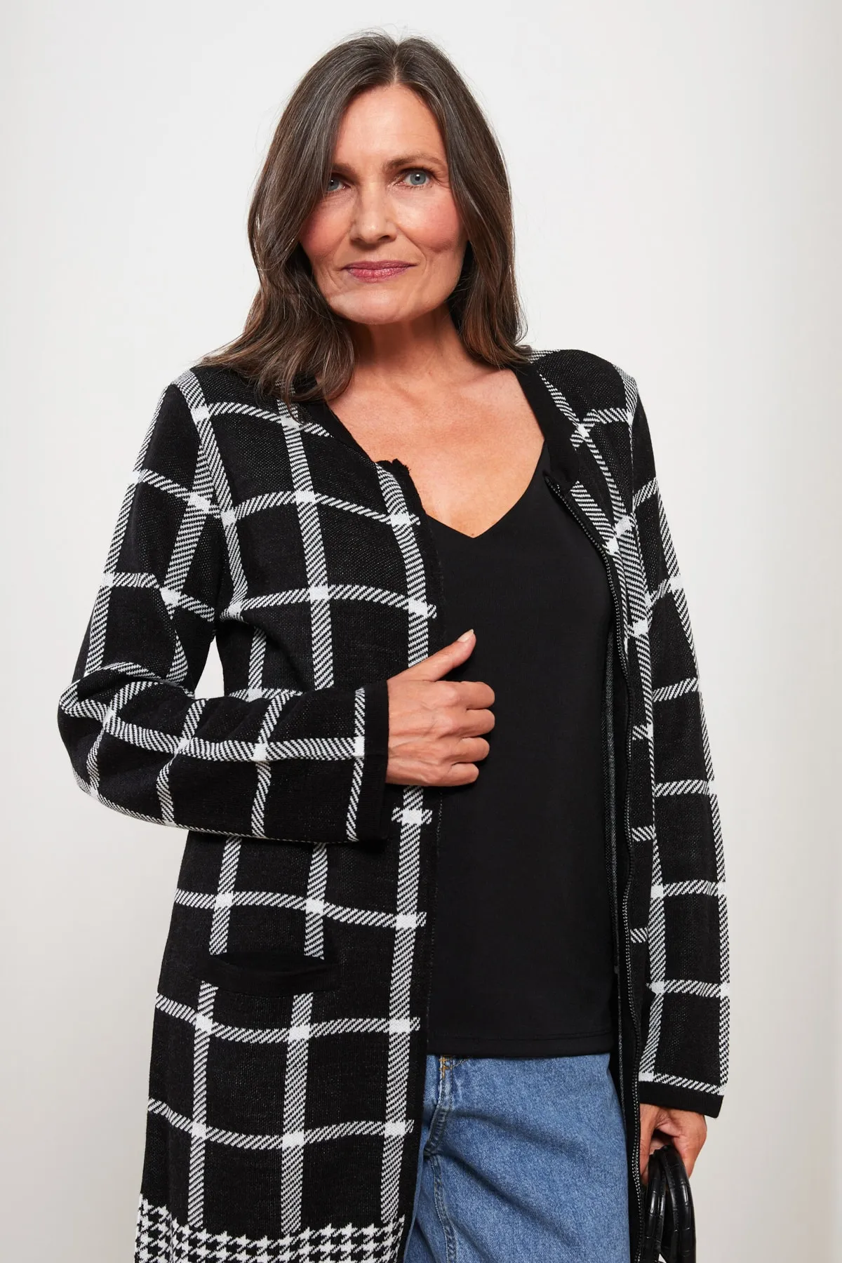 LC Waikiki  Strickjacke - Schwarz - Regular Fit