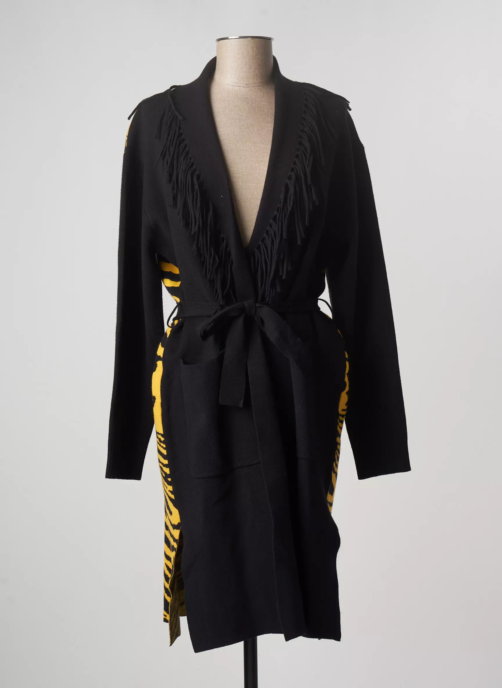 Z O E  Zone Of Embroidered  Cardigans Femme couleur noir
