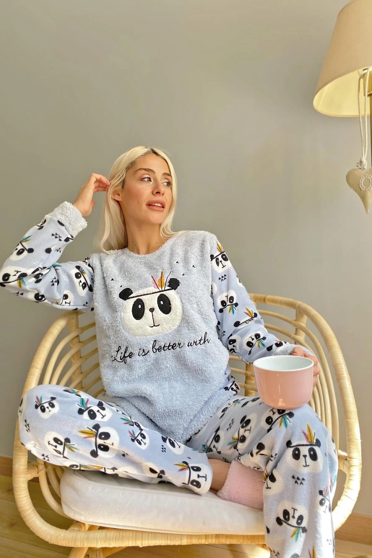 Pijamaevi  Mavi Life Panda gemustertes Plüsch-Pyjama-Set für Damen