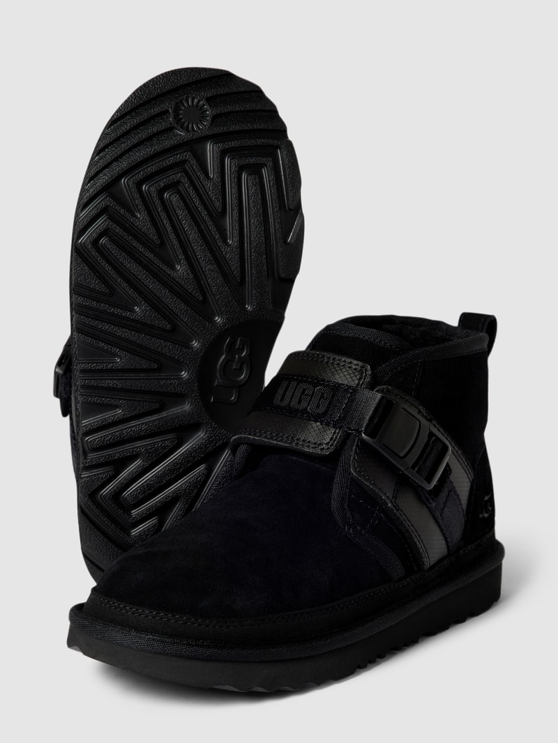 Schnürboots mit Label-Details Modell 'NEUMEL' in schwarz