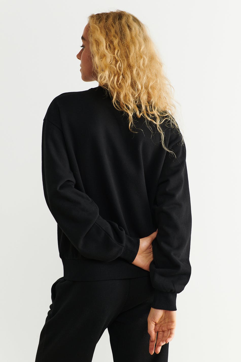 Basic sweater
