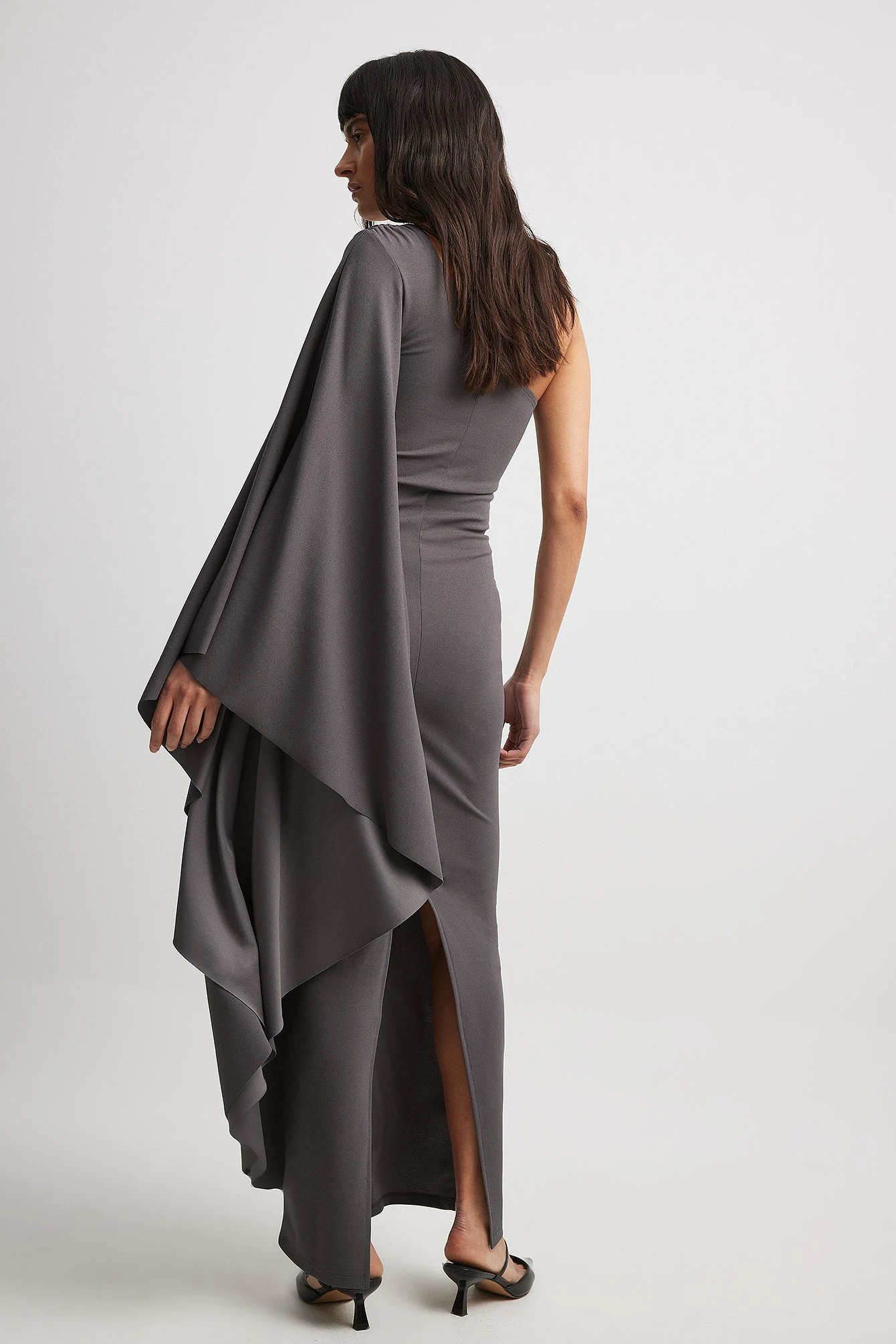 Maxikleid mit weiten Ärmeln
