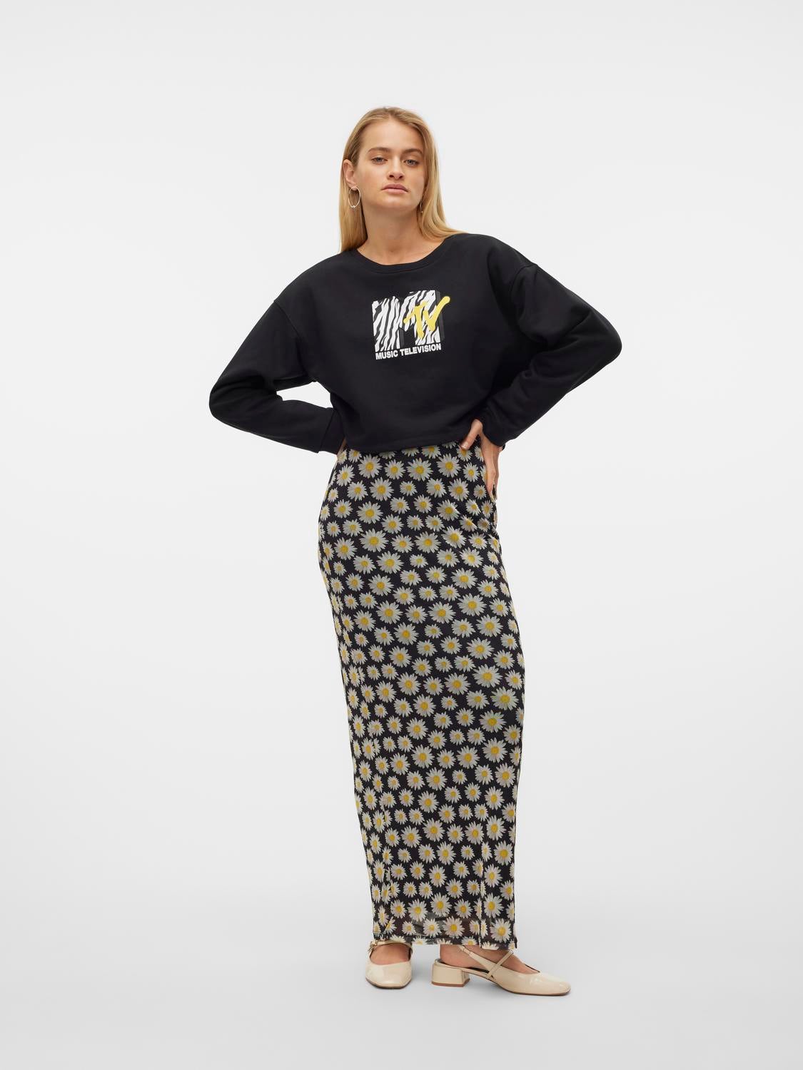 SOMETHINGNEW x PROJECT NOSTALGIA Sweatshirt