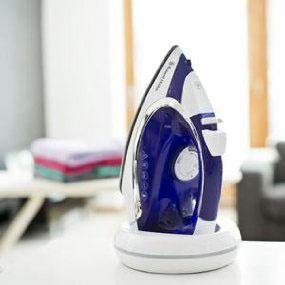 RUSSELL HOBBS Dampfbügeleisen Supreme Steam Cordless 23300-56, 2400 W